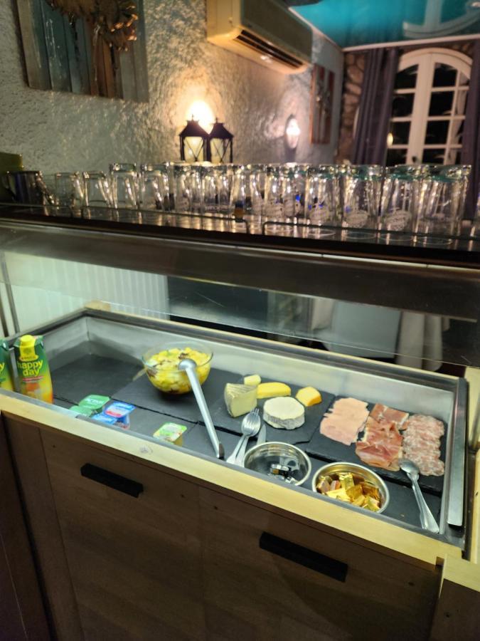 Logis Hotel Restaurant Les Charmettes Аржель-сюр-Мер Экстерьер фото